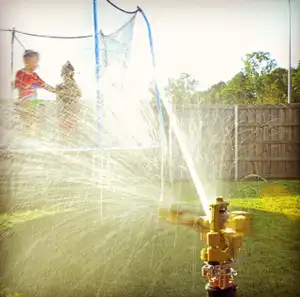 12 Best Trampoline Sprinklers